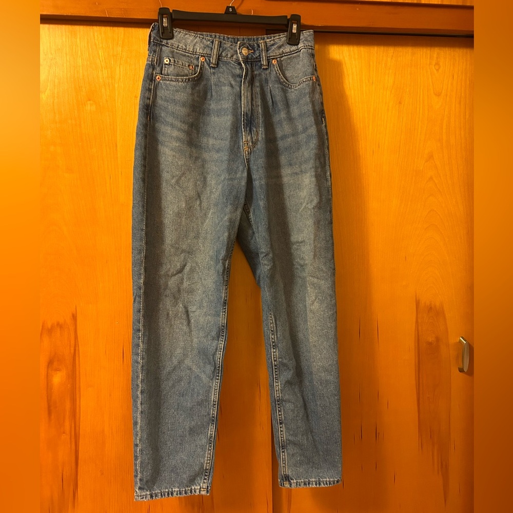 H&M mom jeans